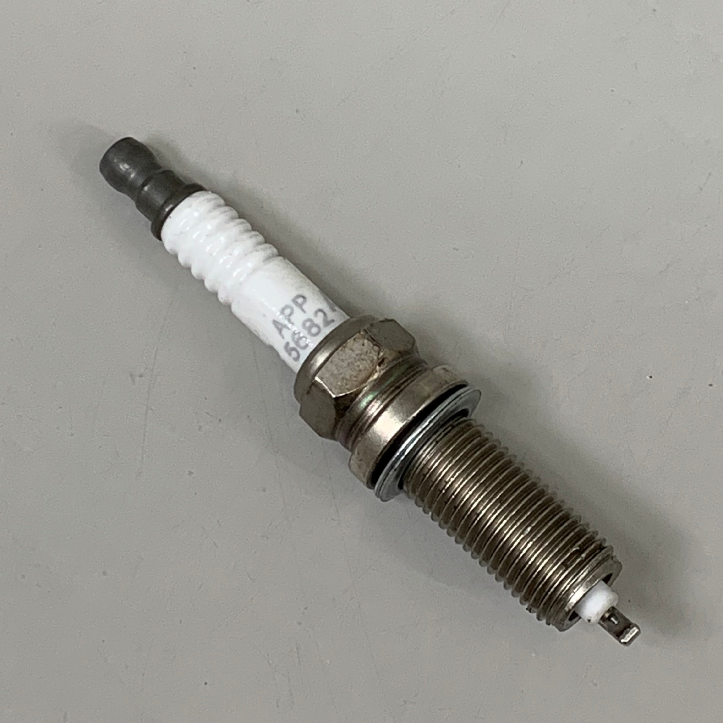AUTOLITE (4 PACK) Double Platinum Standard Spark Plug 14MM Hex SZ APP5682