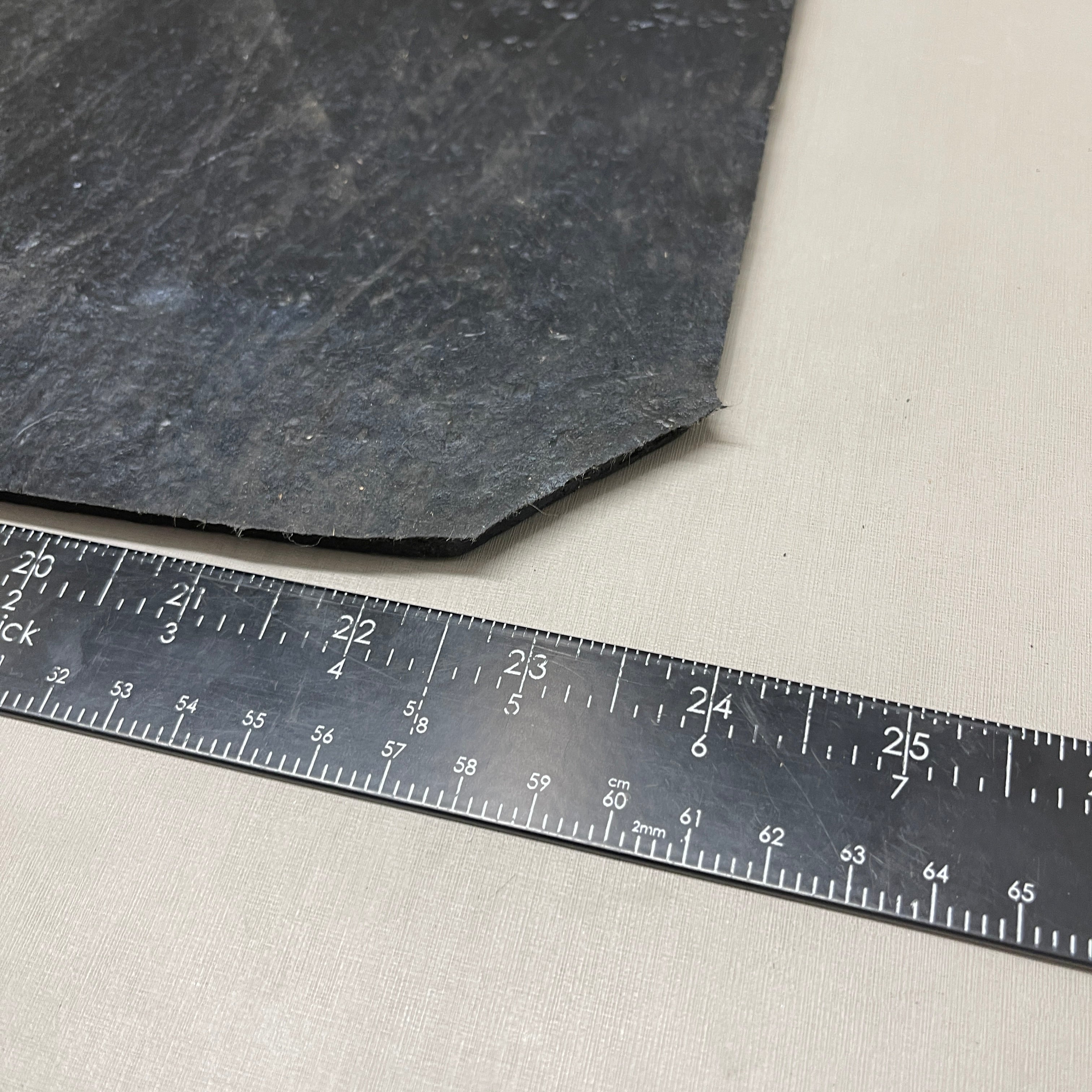 GLOBETECH 2-PACK! Rubber Mud Flaps 1/4" Thick x 24" Wide x 30" Long Black 2430MF (New)