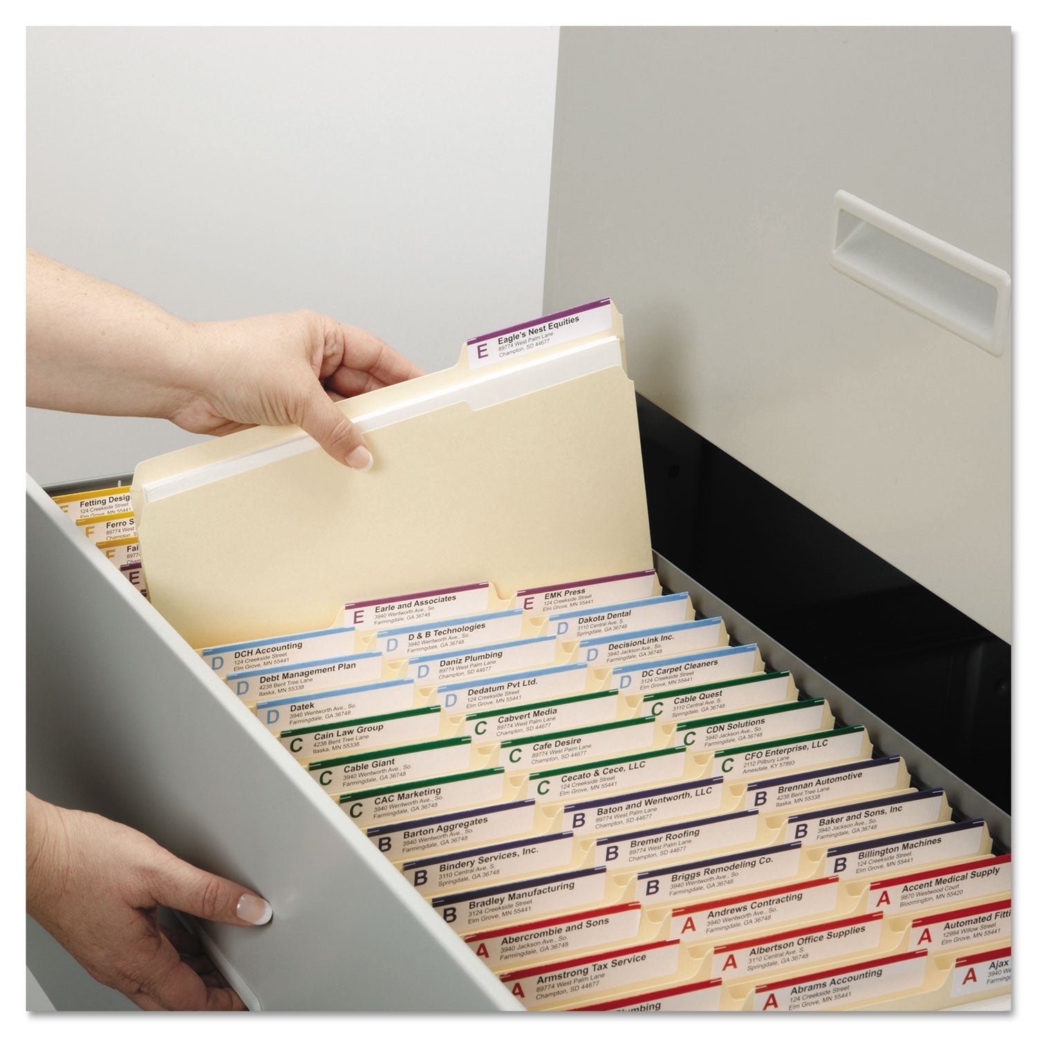 Smead WaterShed Top Tab File Folders, 1/3-Cut Tabs: Assorted, Letter Size, 0.75" Expansion, Manila, 100/Box