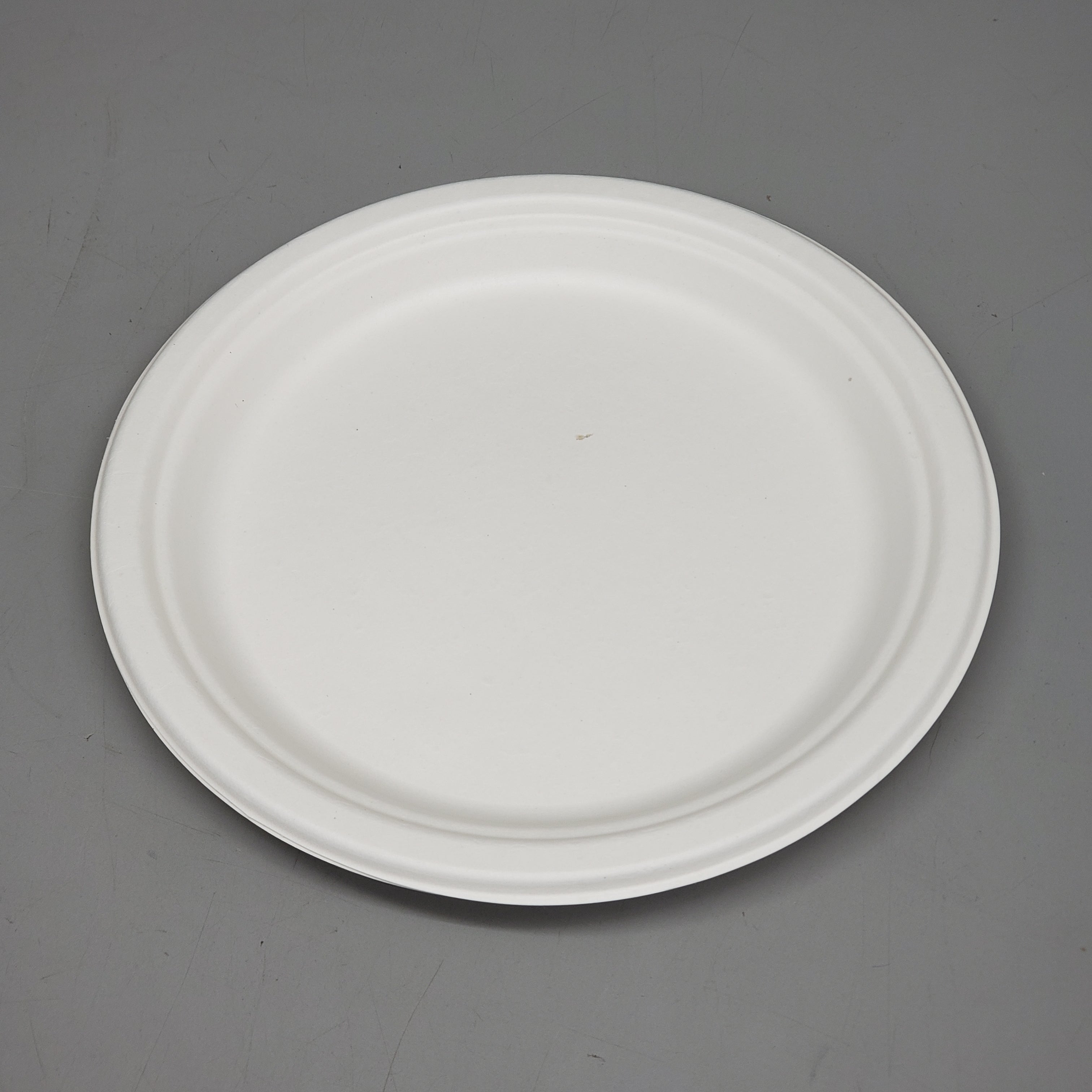 ECOSYSTEMS 500 Count 9" White Molded Fiber Plates ECORP9-SC