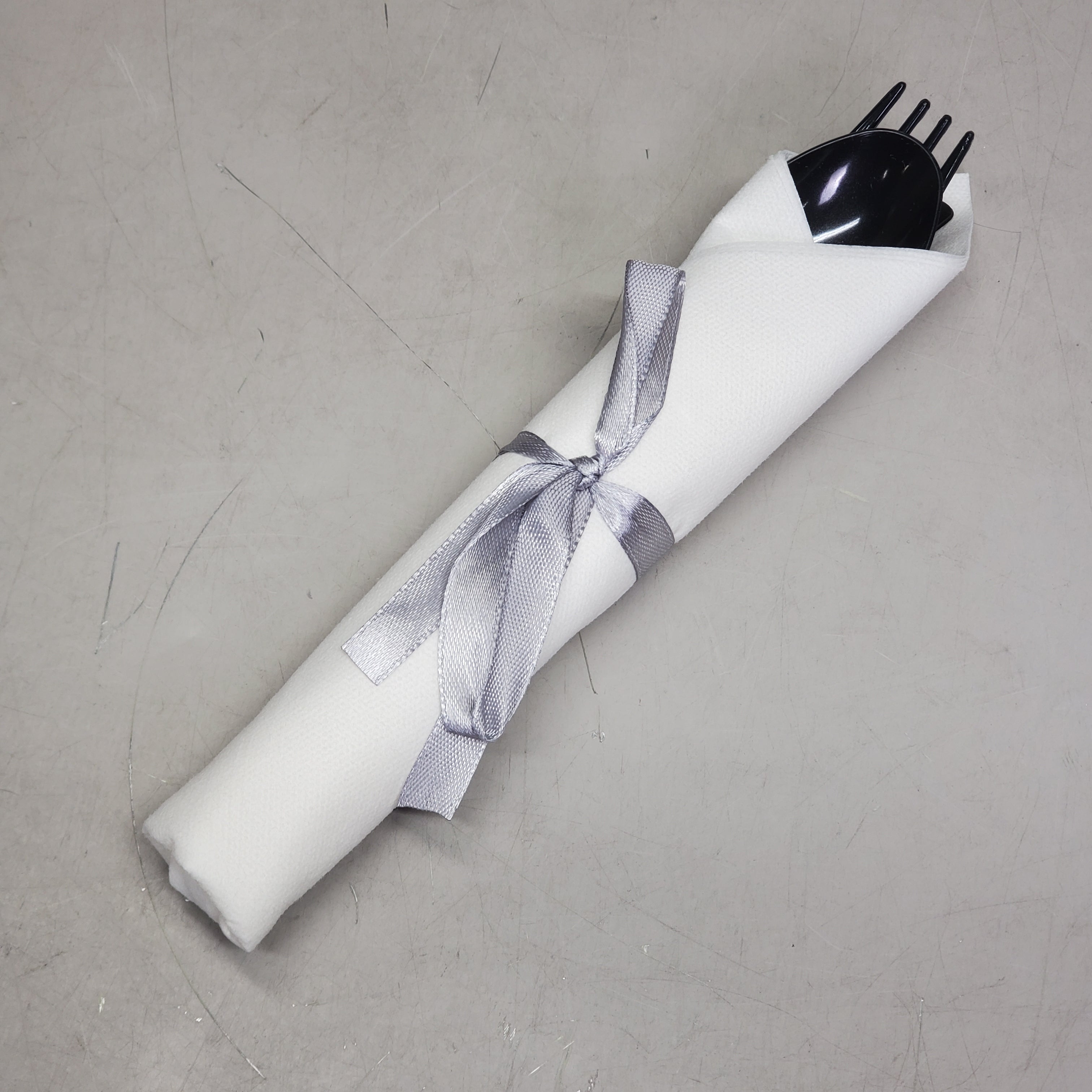 RESTAURANTWARE (100 Sets) Argento Black Plastic Cutlery Sets W/ Napkin 7.25" RWP0107LBW
