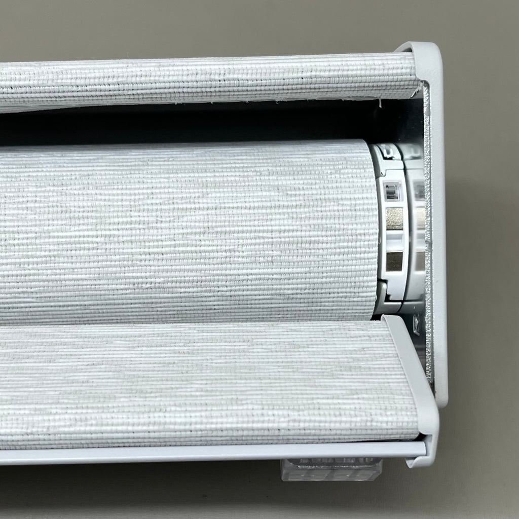Power Blinds (2 PACK) 34 x 46 1/4 Light Grey Brushed Pattern