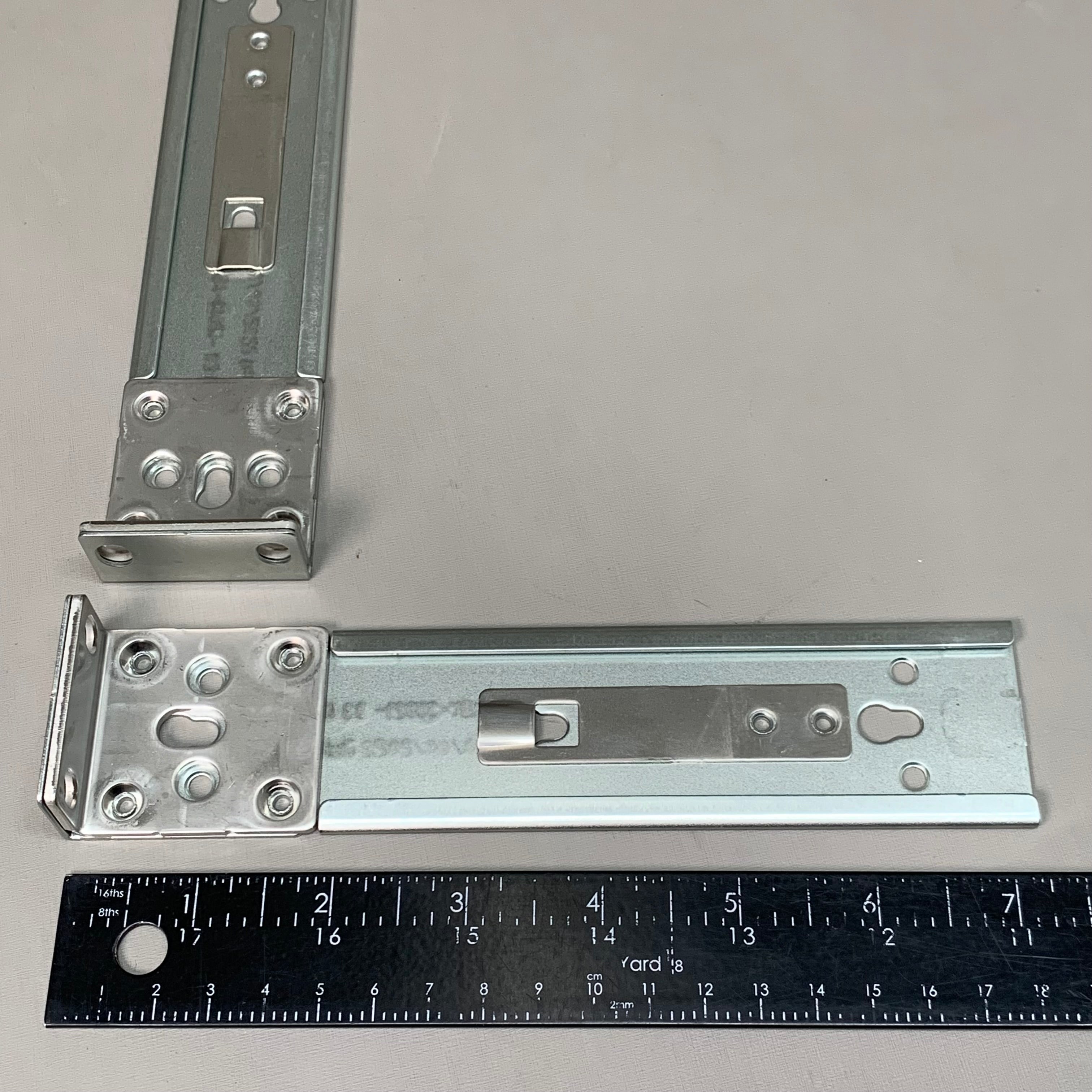 ARISTA Network Switch Back-to-Front Airflow 48-Port 1GE & 6-10GE SFP+ Uplinks (New Other)