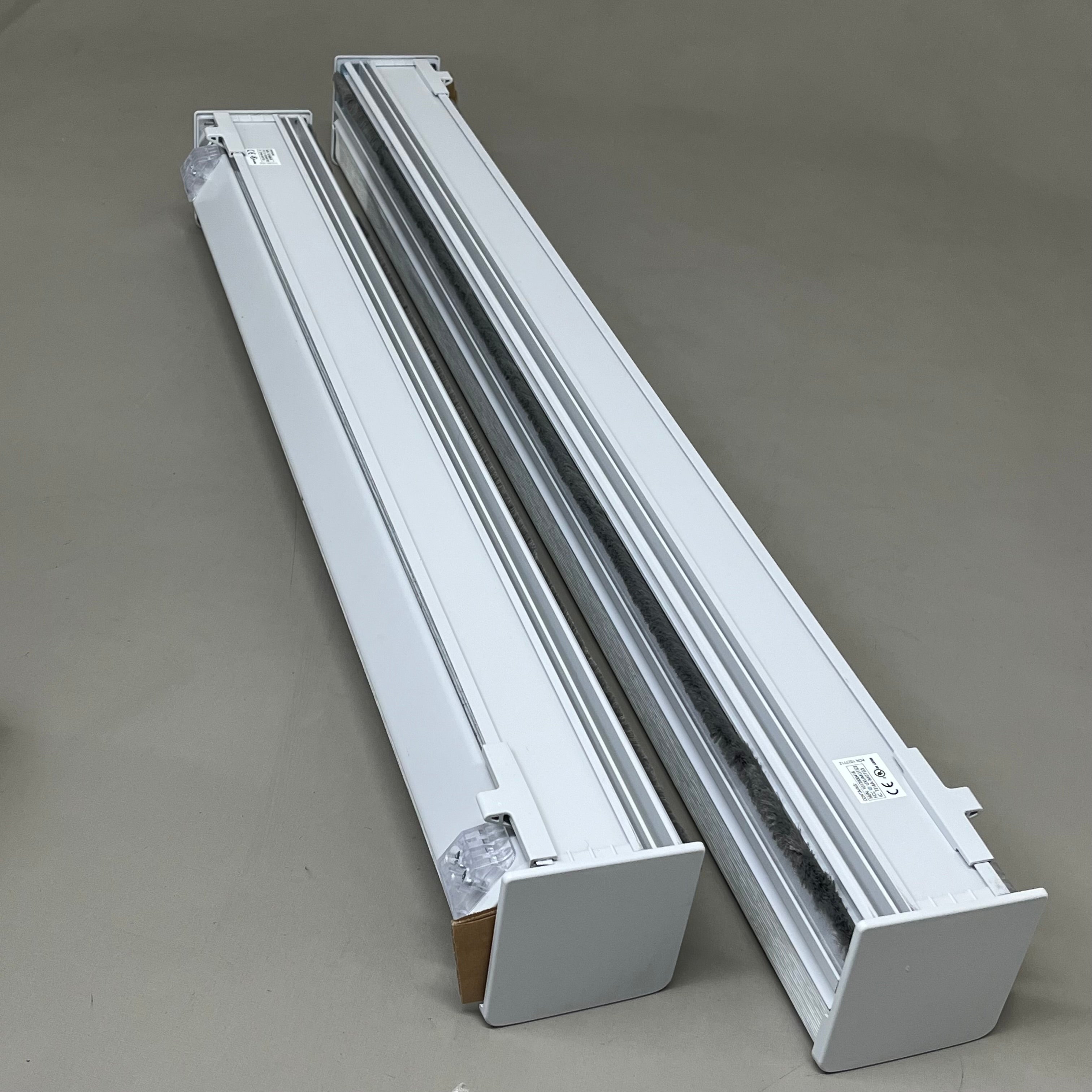 Power Blinds (2 PACK) 34 x 46 1/4 Light Grey Brushed Pattern