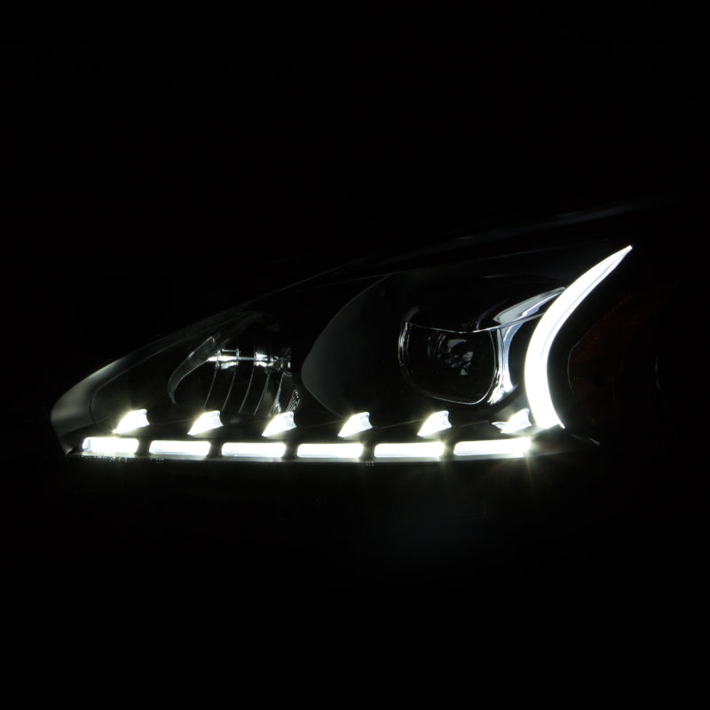 Anzo 2013-2014 Nissan Altima Projector Headlights w/PlankStyle Design Black