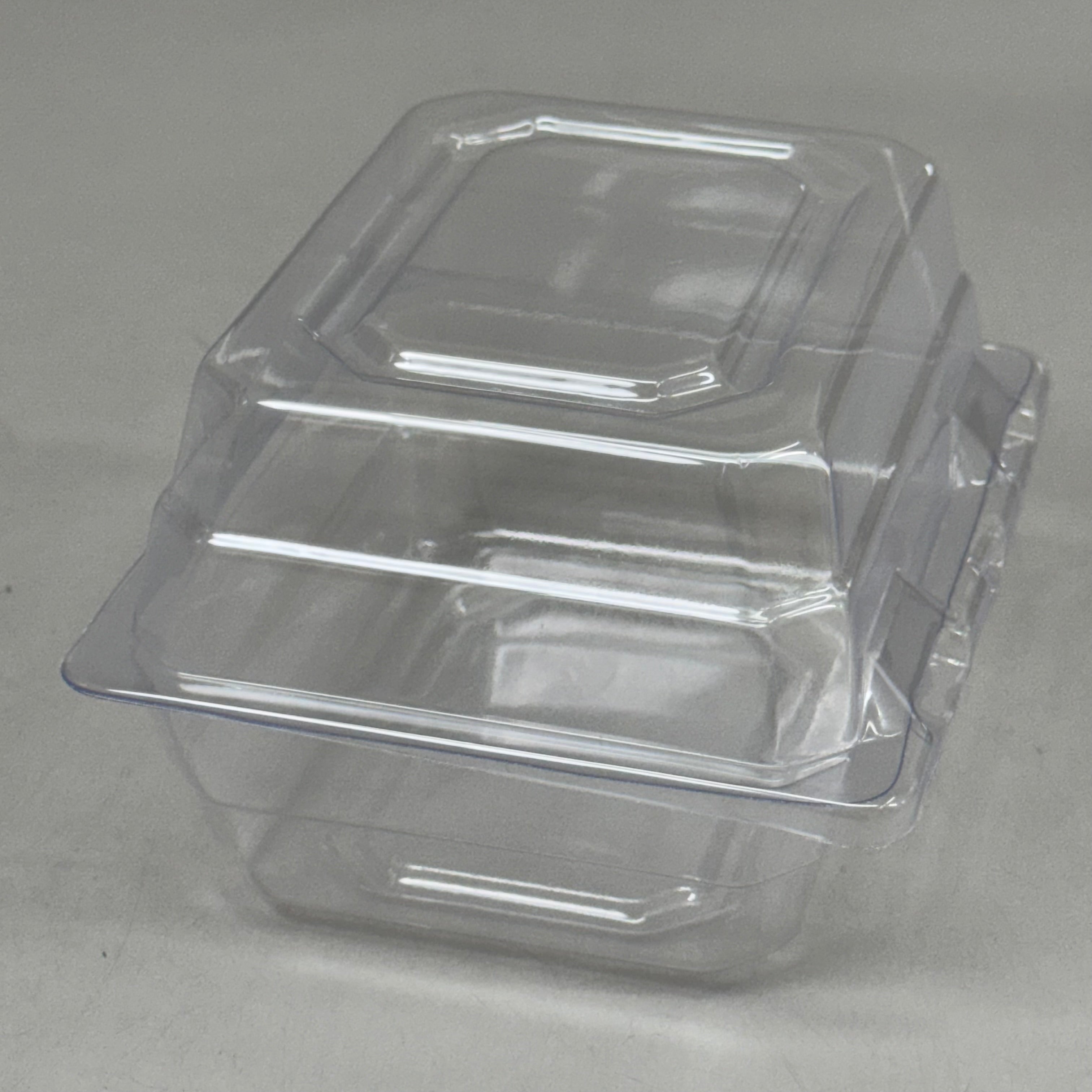 Boutonniere & Corsage Clear Plastic Box (50 Count) 4" x 3" x 3"