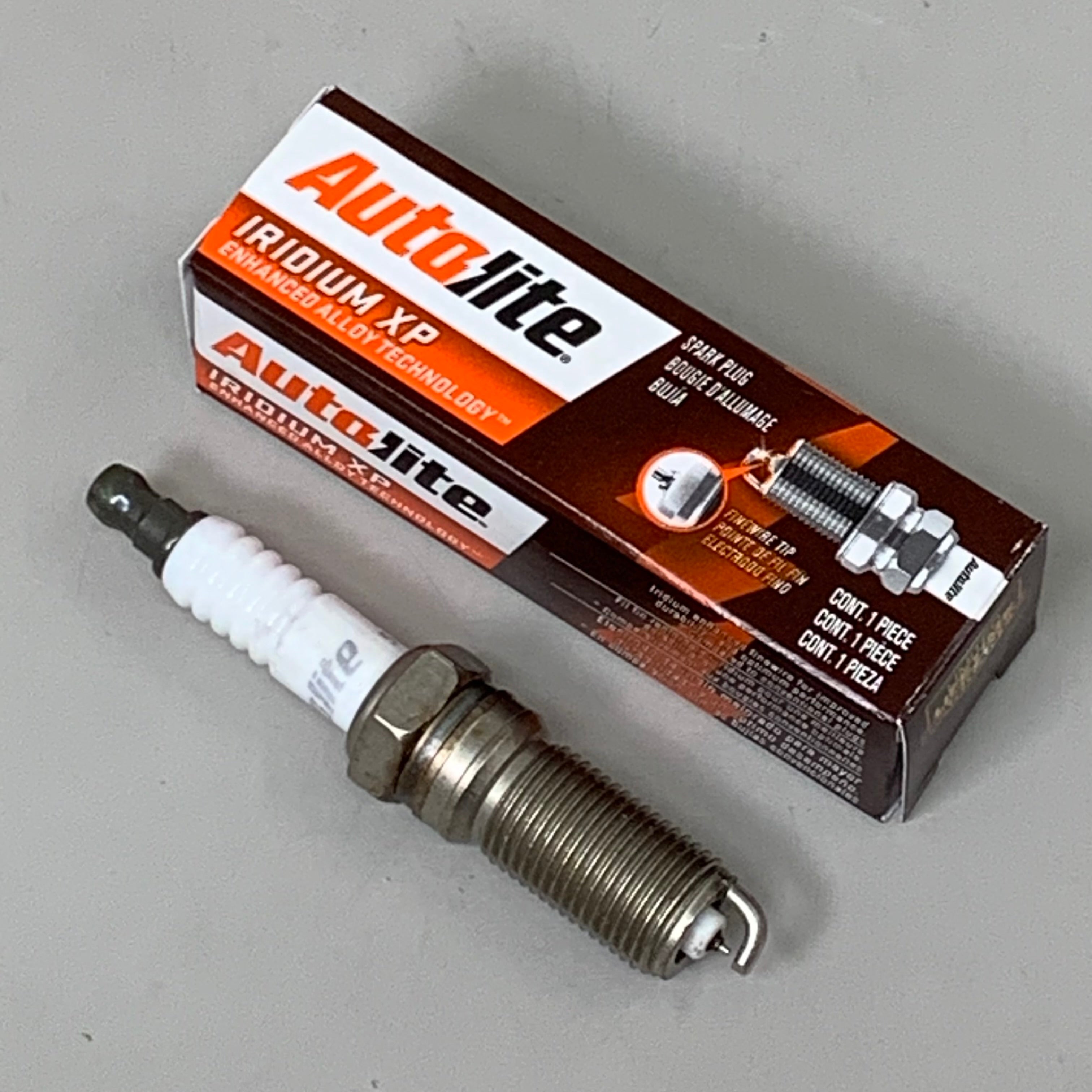 AUTOLITE(4 PACK)Platinum Iridium XP Spark Plug Fine Wire Tapered 5/8" Hex XP5362