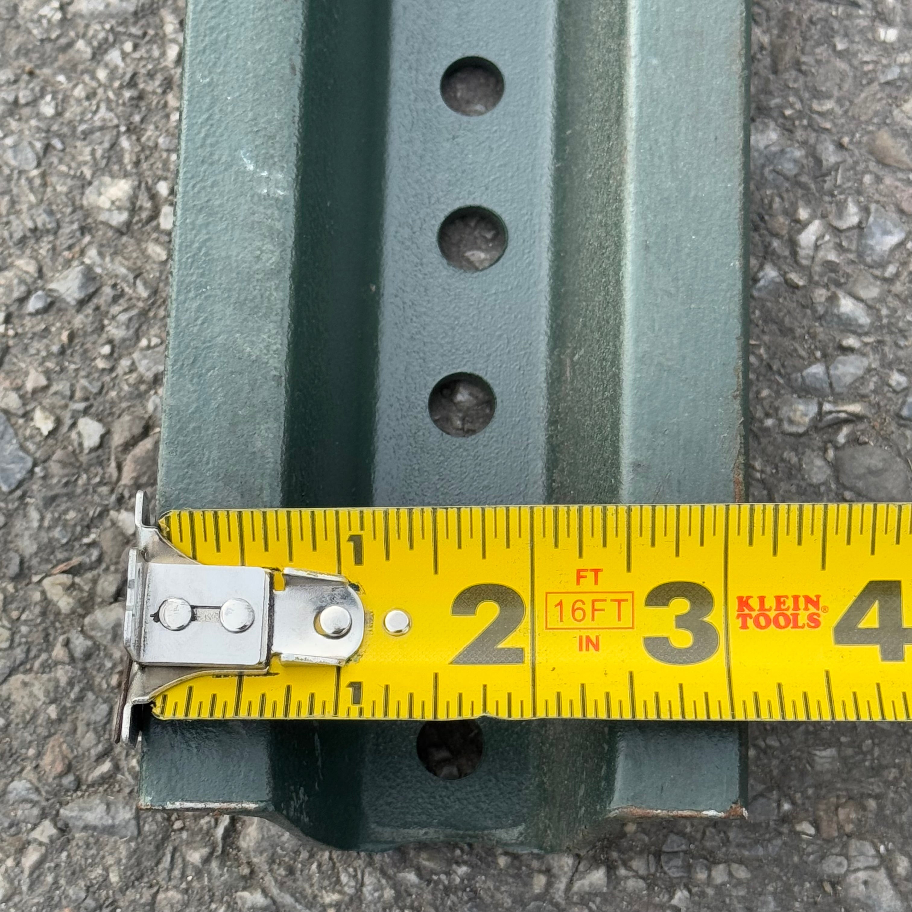 ZA@ 8ft Green Sign Post, Heavy Gauge 6T437 (Minor Scuffs)