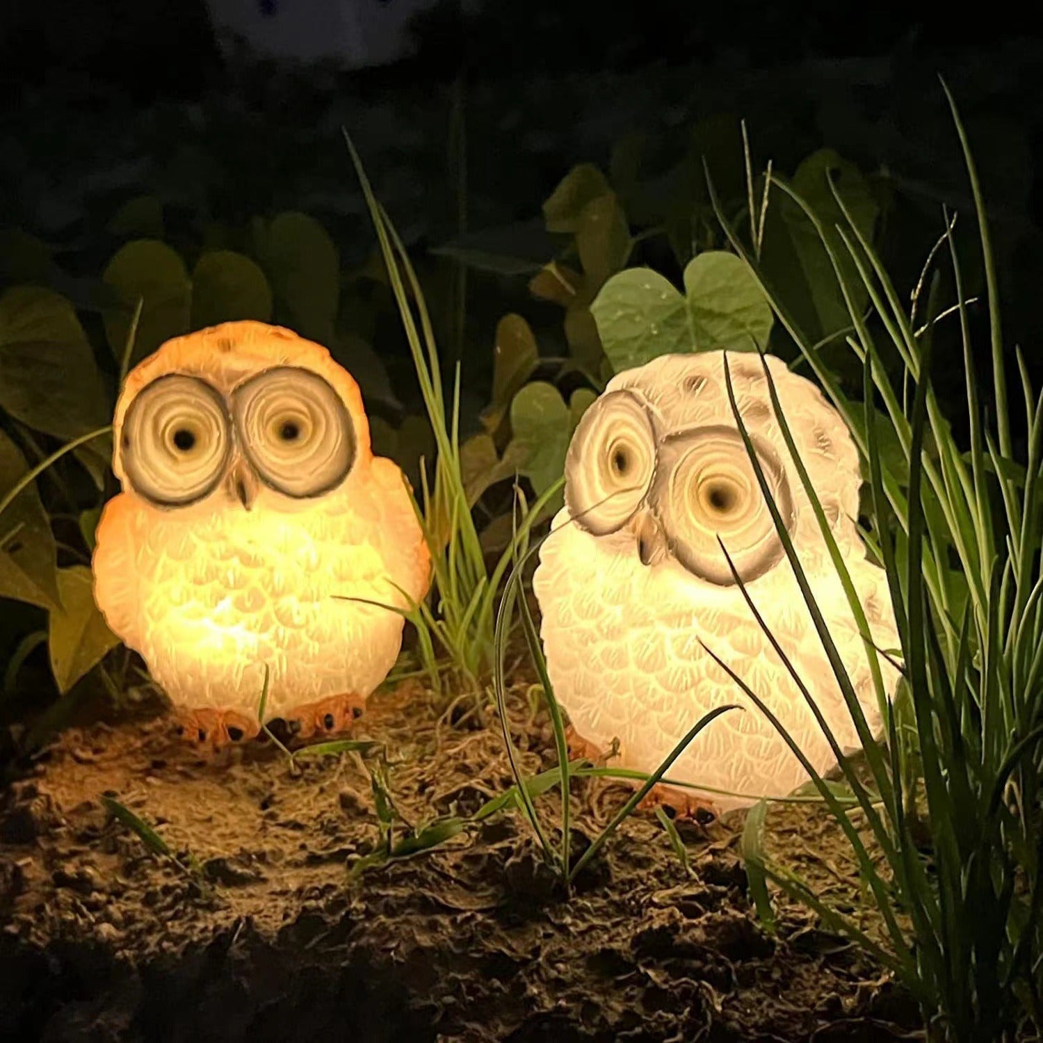 Statue decoration owl resin solar decoration