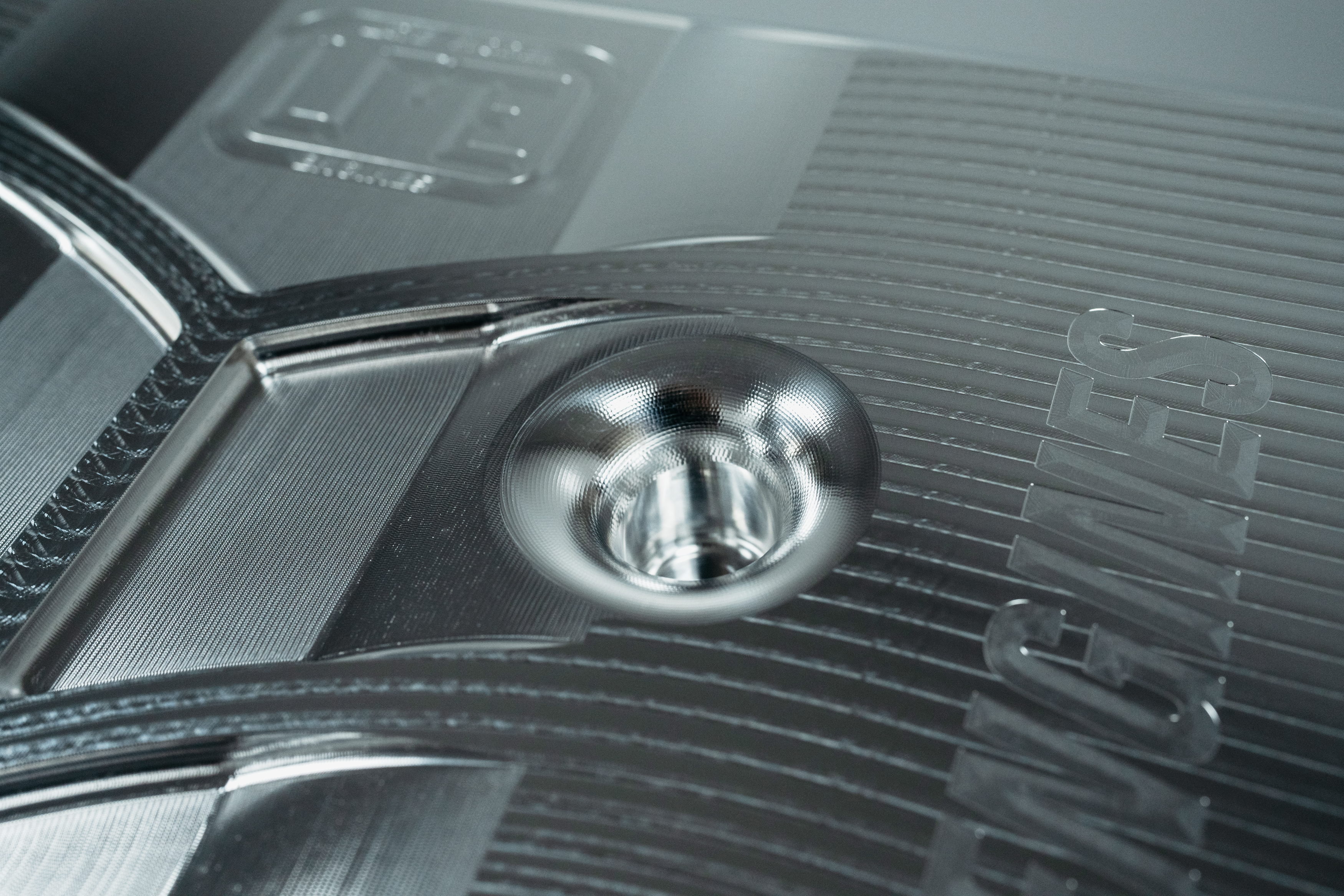 LME LT4 BILLET LID