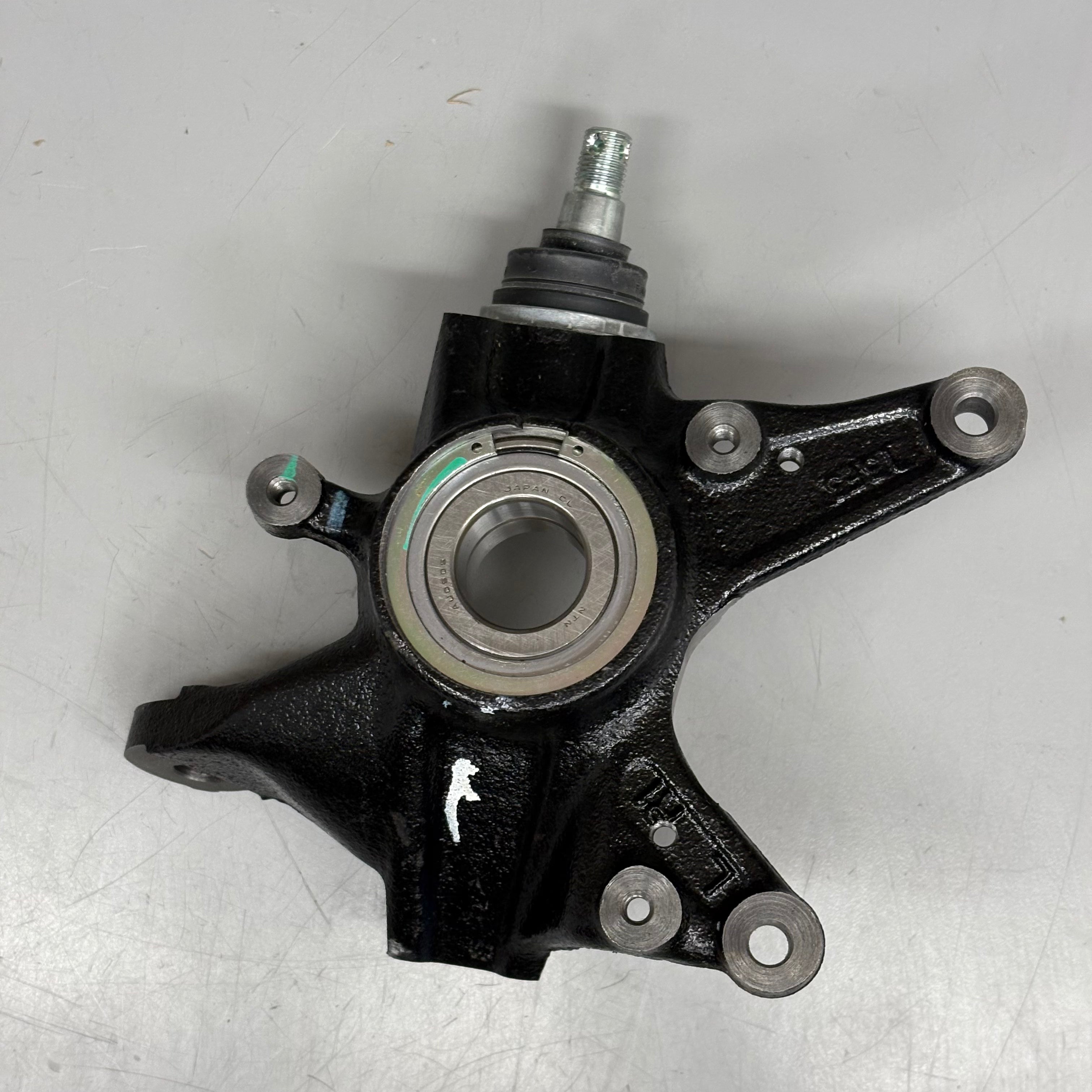 HONDA OEM Knuckle Assy., L. FR. 51250-HR3-A20