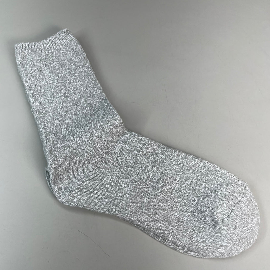 CUDDLE DUDS Soft Boot Crew Socks Plushfill 4 Pair Sz 4-10 Black Check (New)