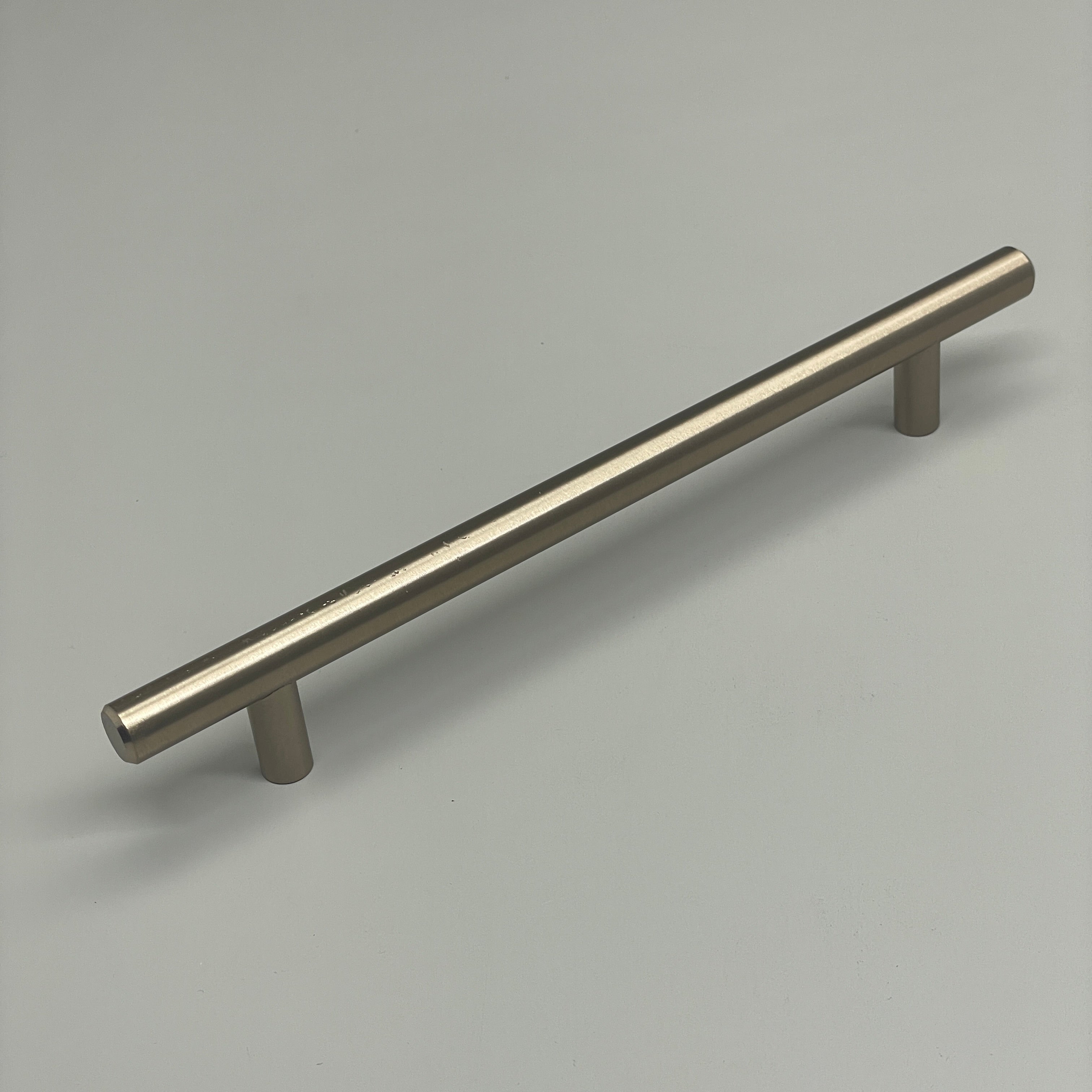 BERENSON (10 PK) Transitional Advantage Two Champagne T-Bar Pull 9523-20CZ-P