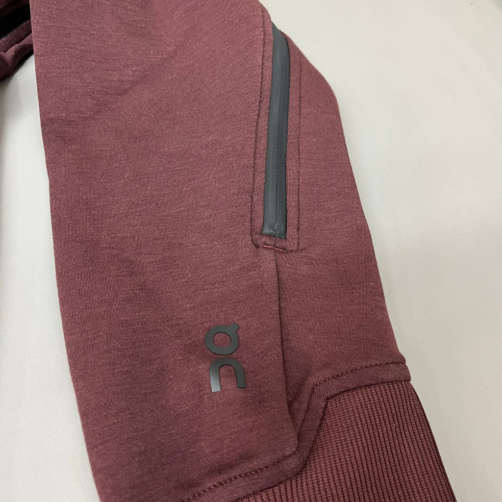 ON RUNNING Women's Active Wear Hoodie Sz-Medium Mulberry 219.00346