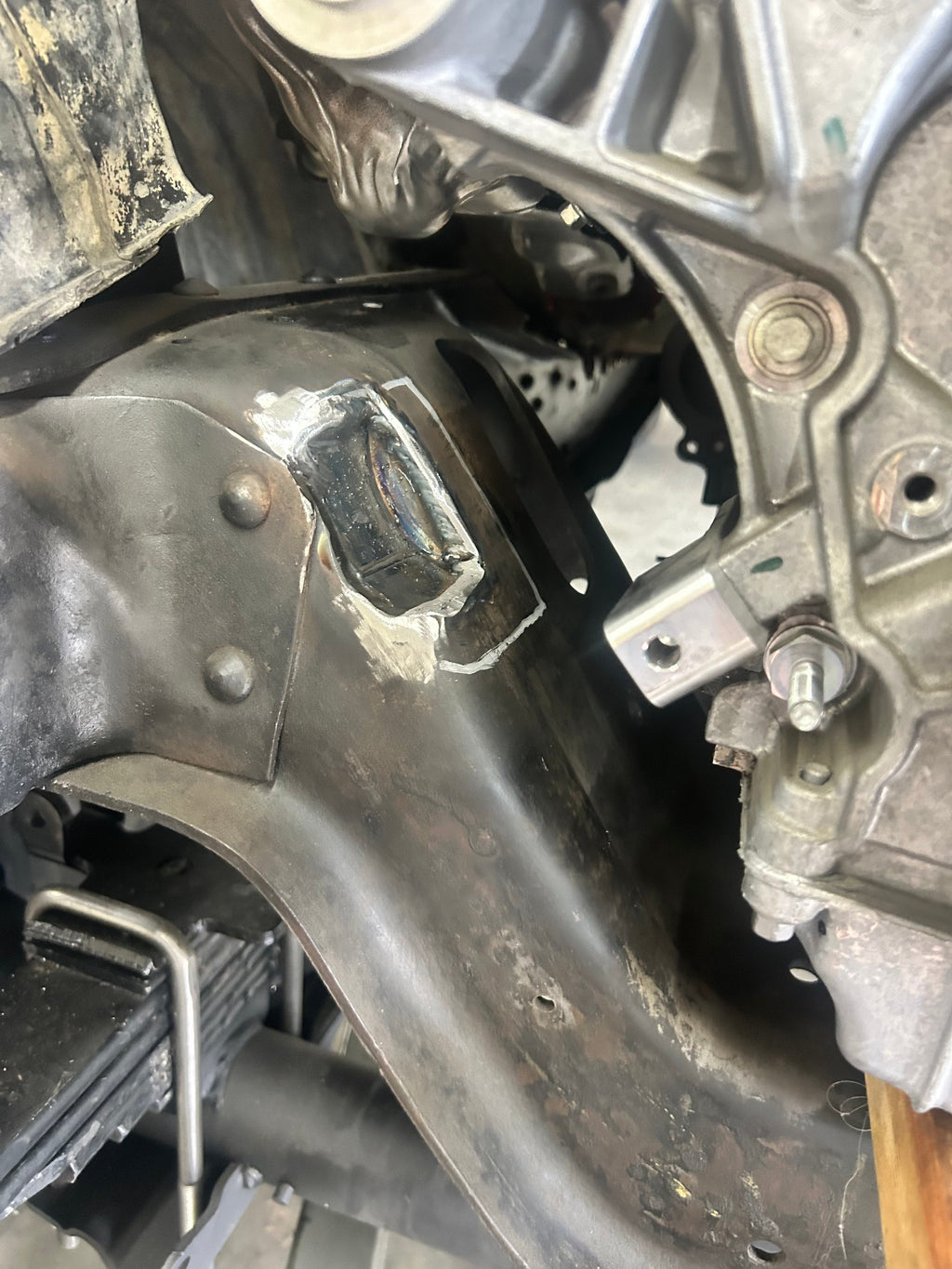 Godzilla Sanden SD7 A/C Compressor Bracket w/ Compressor and Belt