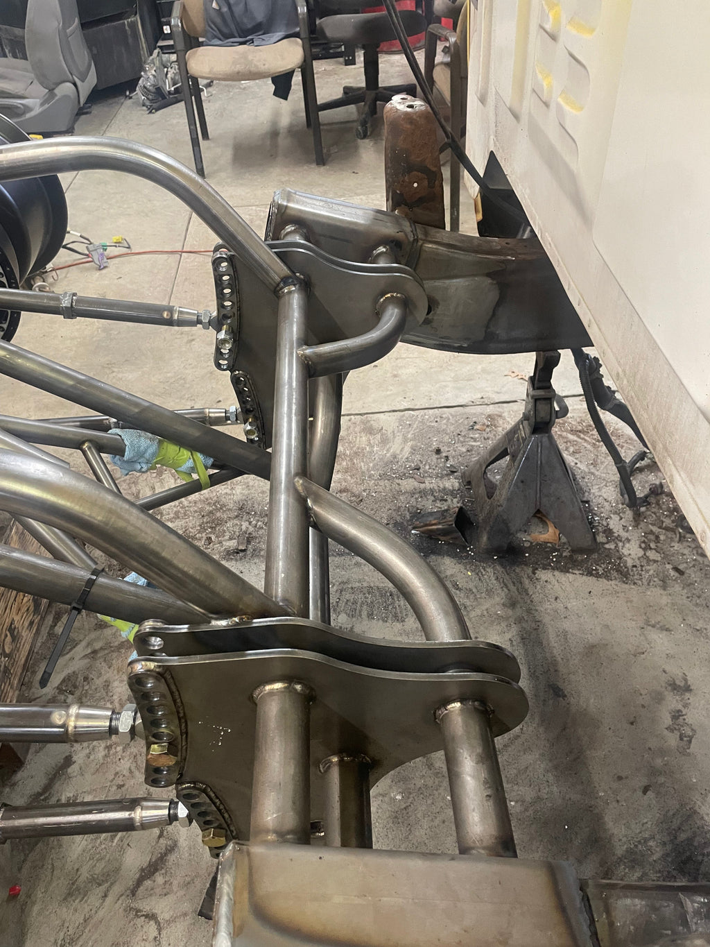 Chevy/GMC 1500 4-Link Back Half "Race" Kit (2014–2018)