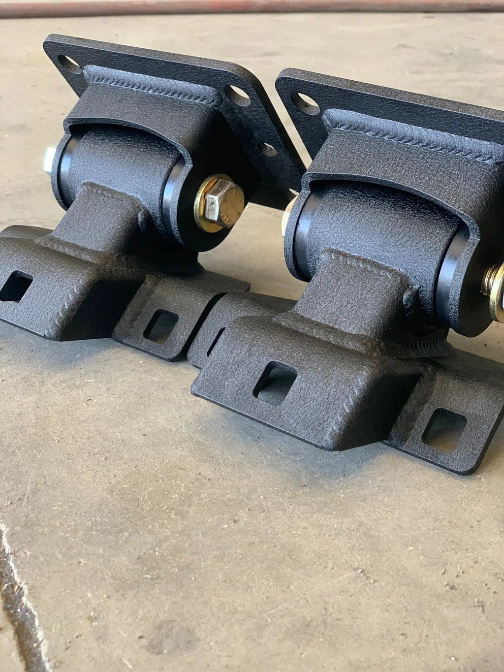 2007-2013 Chevy / GMC - 1500 4.8L, 5.3L, 6.0L and 6.2L - Tahoe - Escalade Fabricated Motor Mounts