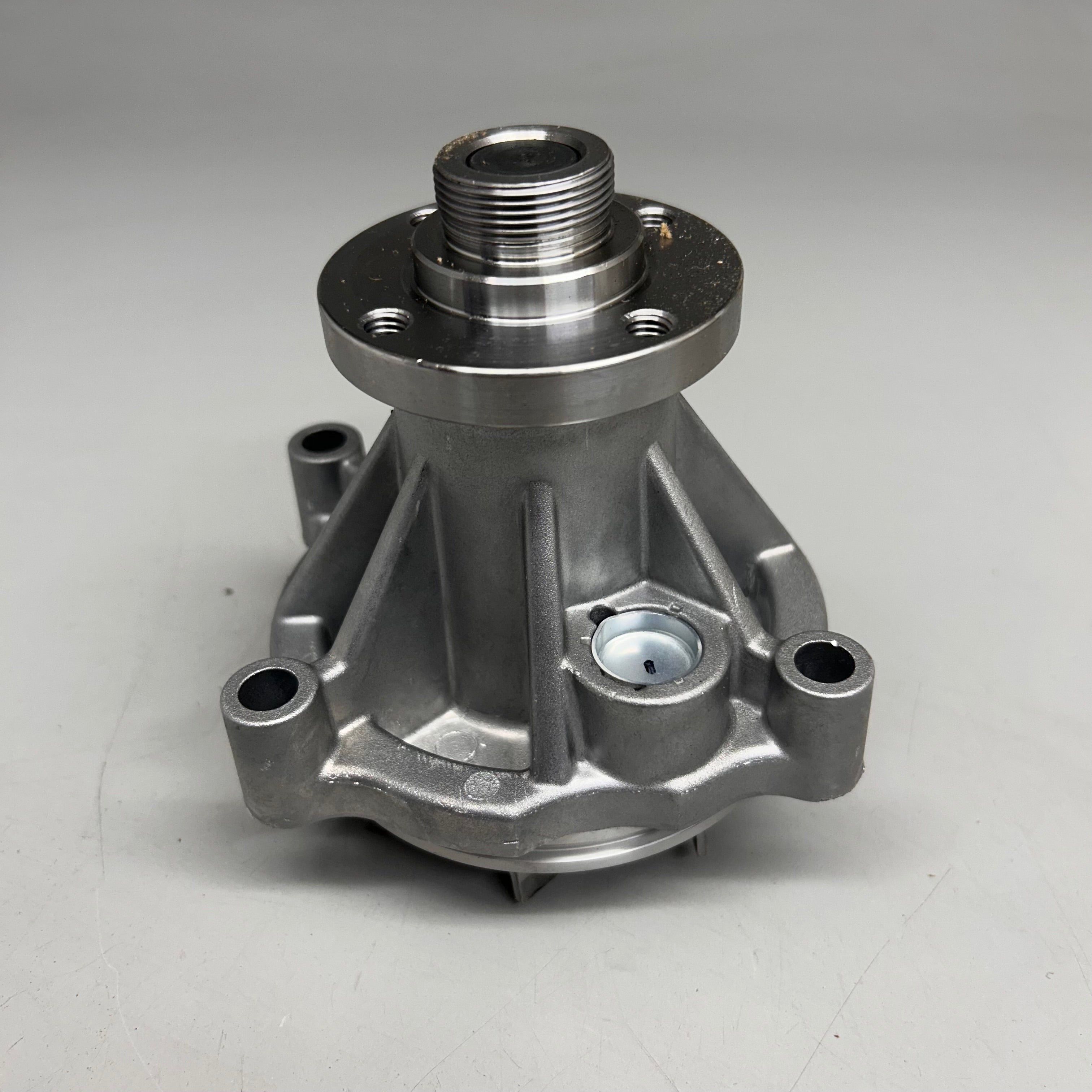 CARQUEST Engine Cooling Water Pump T4196 (New Other)