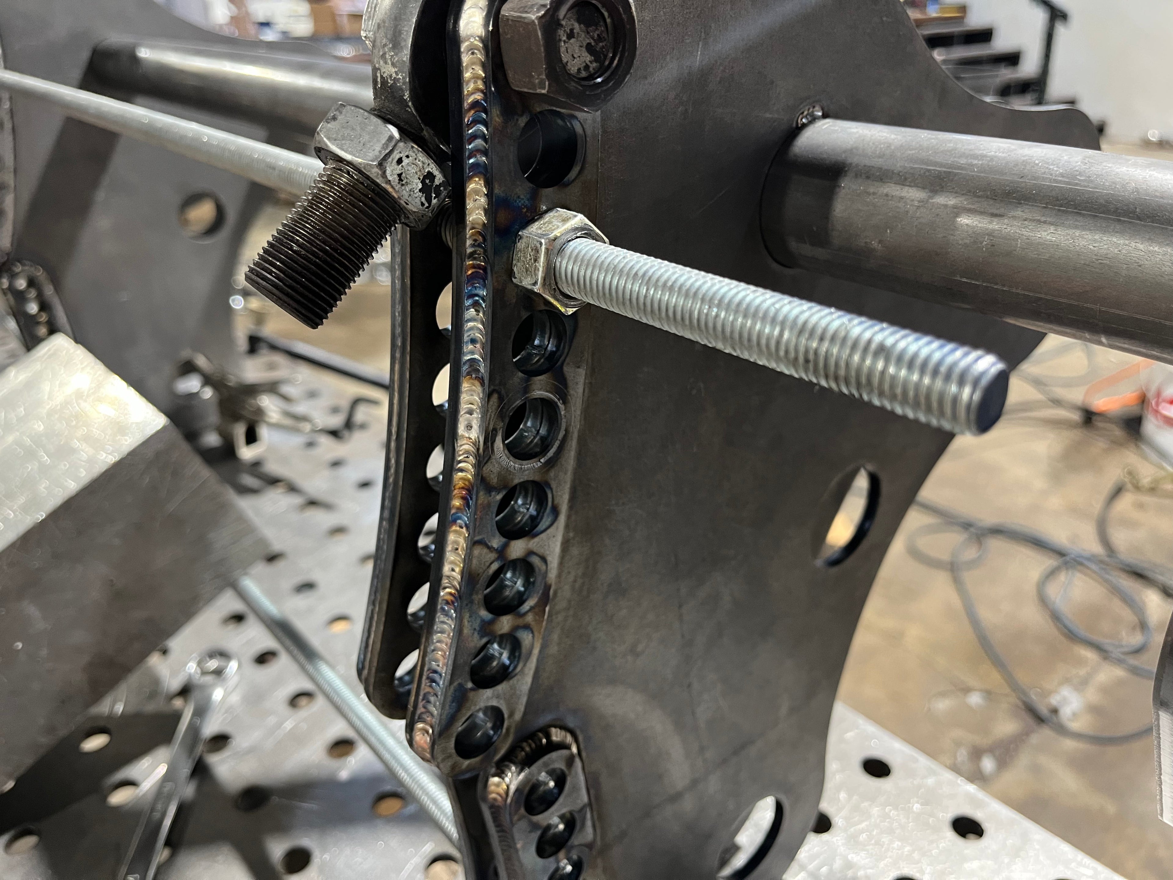 Chevy/GMC 1500 4-Link Back Half "Race" Kit (2014–2018)