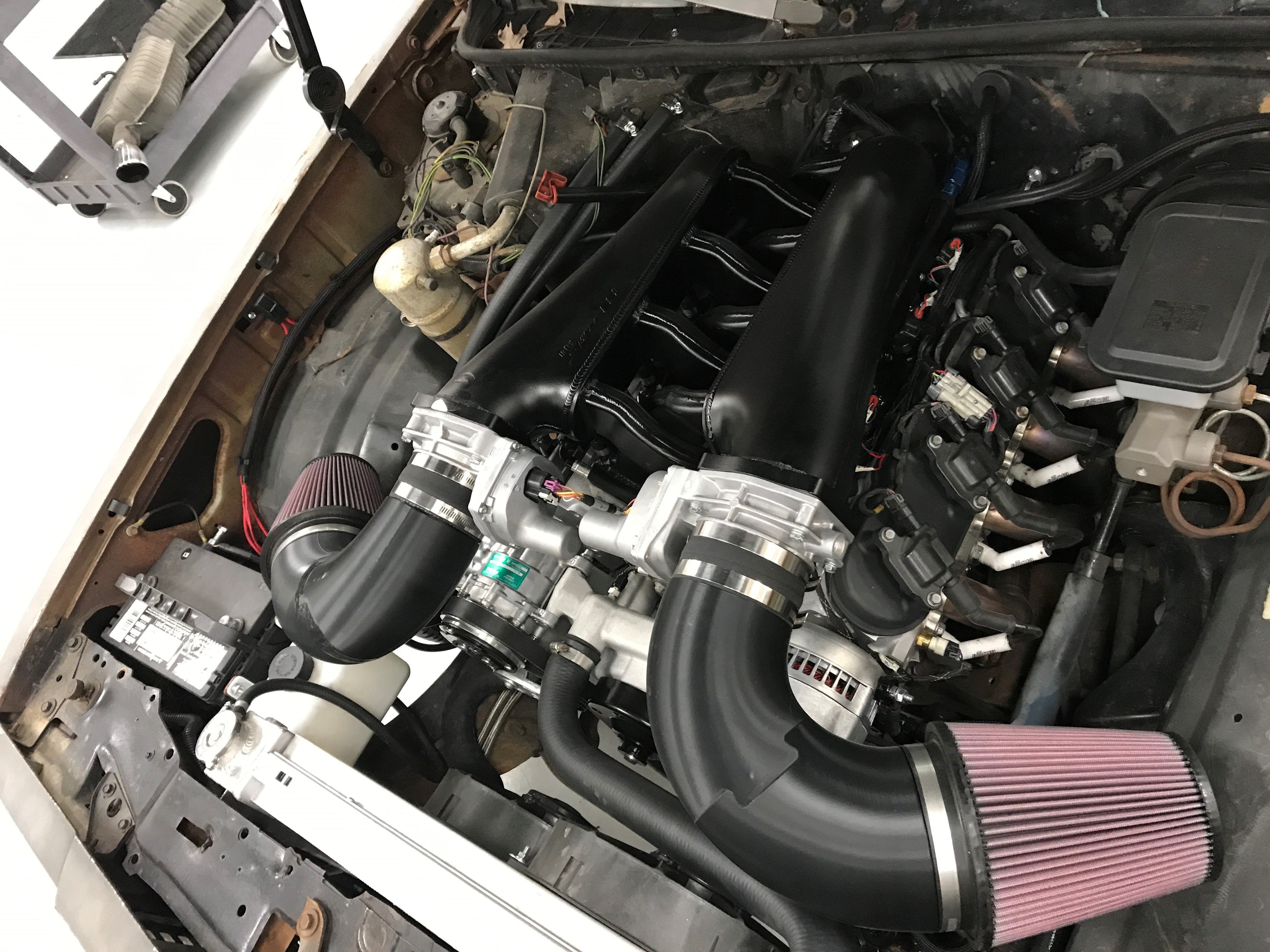 Sniper EFI Fabricated Intake Manifold Dual Plenum 102mm GM LS1/2/6, and Fuel Rail Kit - Silver