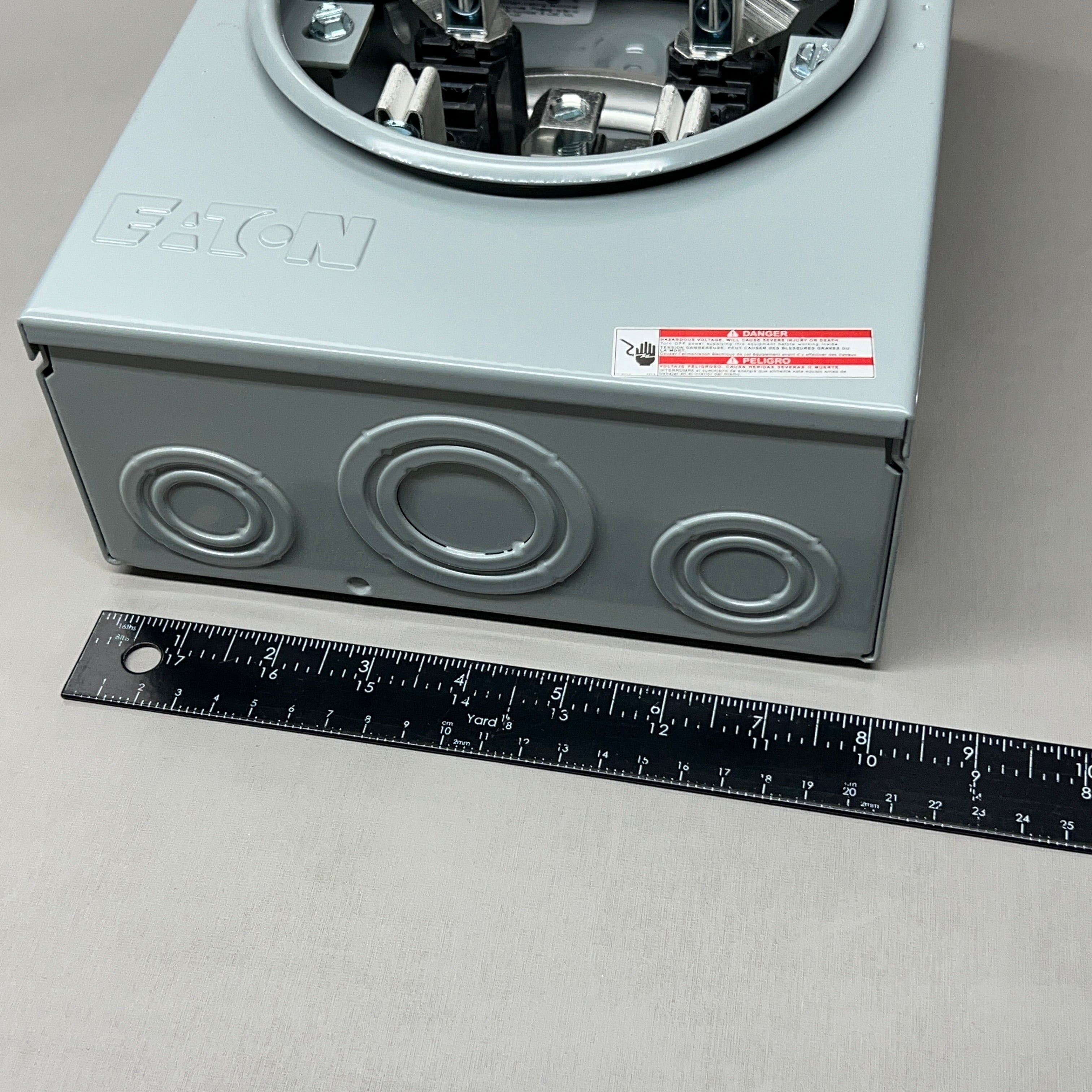 EATON B-Line 11 Meter Socket 125A 4 Jaw 1PH, NEMA 3R Top Feed 125 Amp (New)