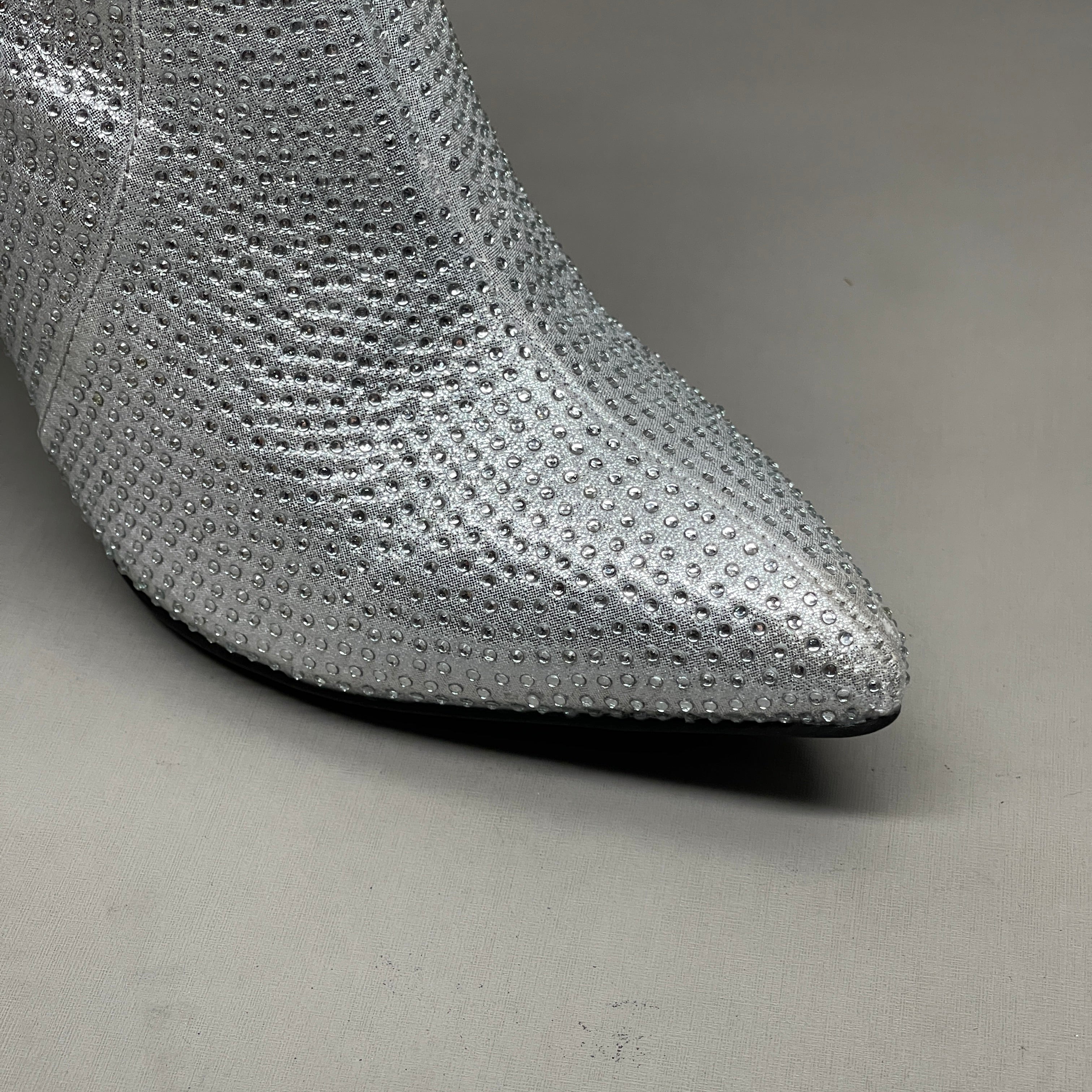 MIA Mackynzie Silver Stone Tall Heeled Boots Sz 9.5M Q100302