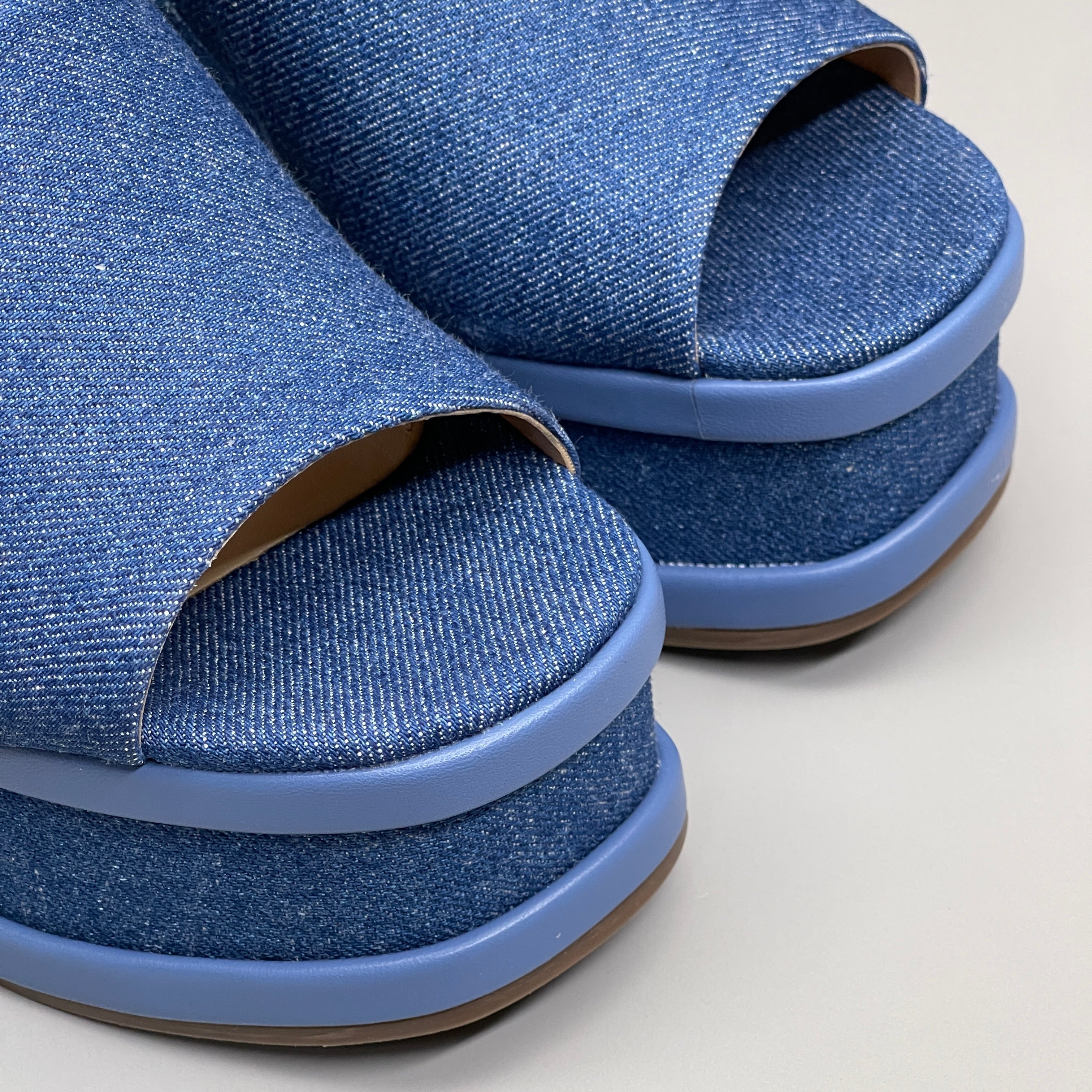 SCHUTZ Dalle Denim Women's Wedge Sandal Blue Platform Shoe Sz 7B (New)