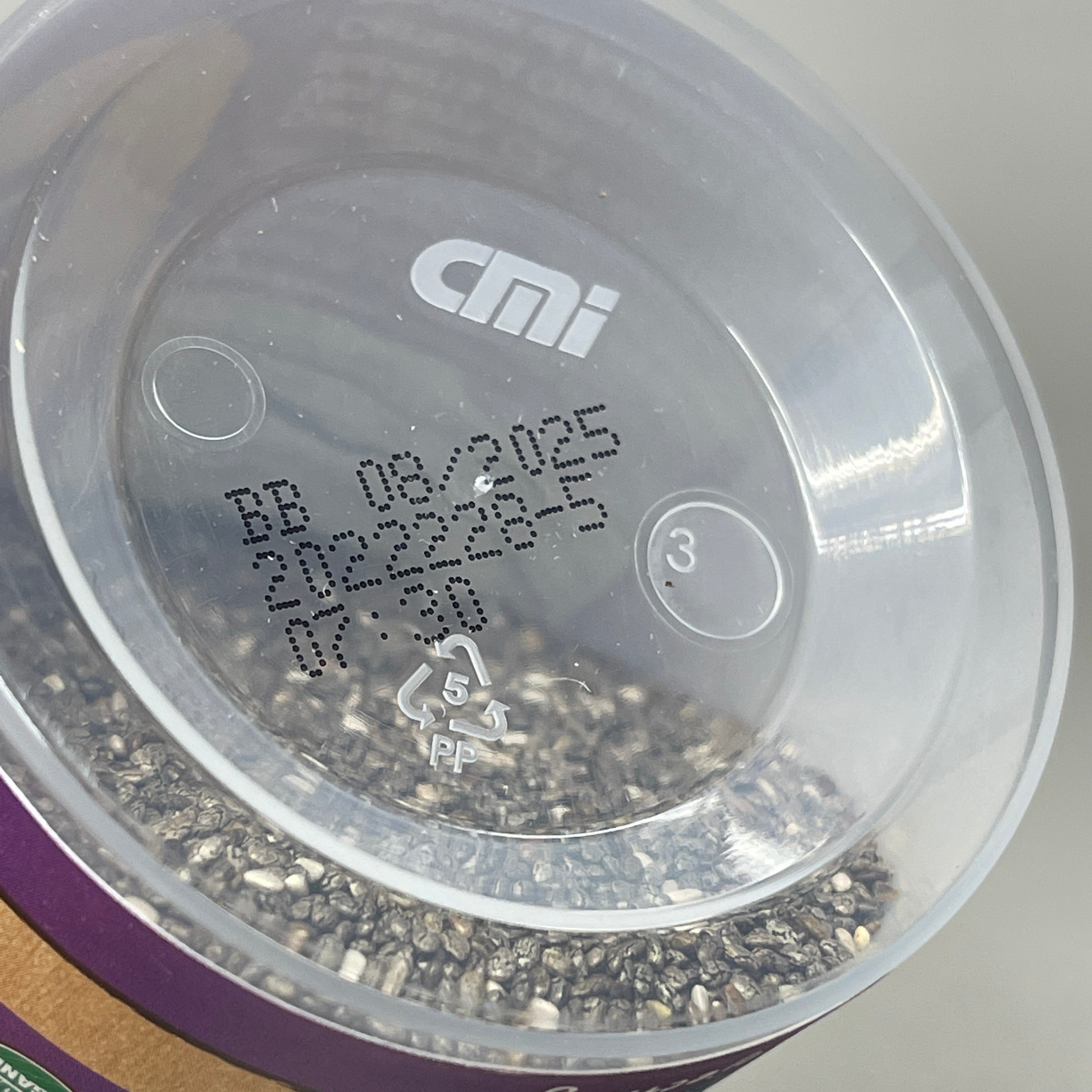 ZA@ NATIERRA Nature & Earth Organic Black Chia Seeds 7 oz Shaker BB 08/25