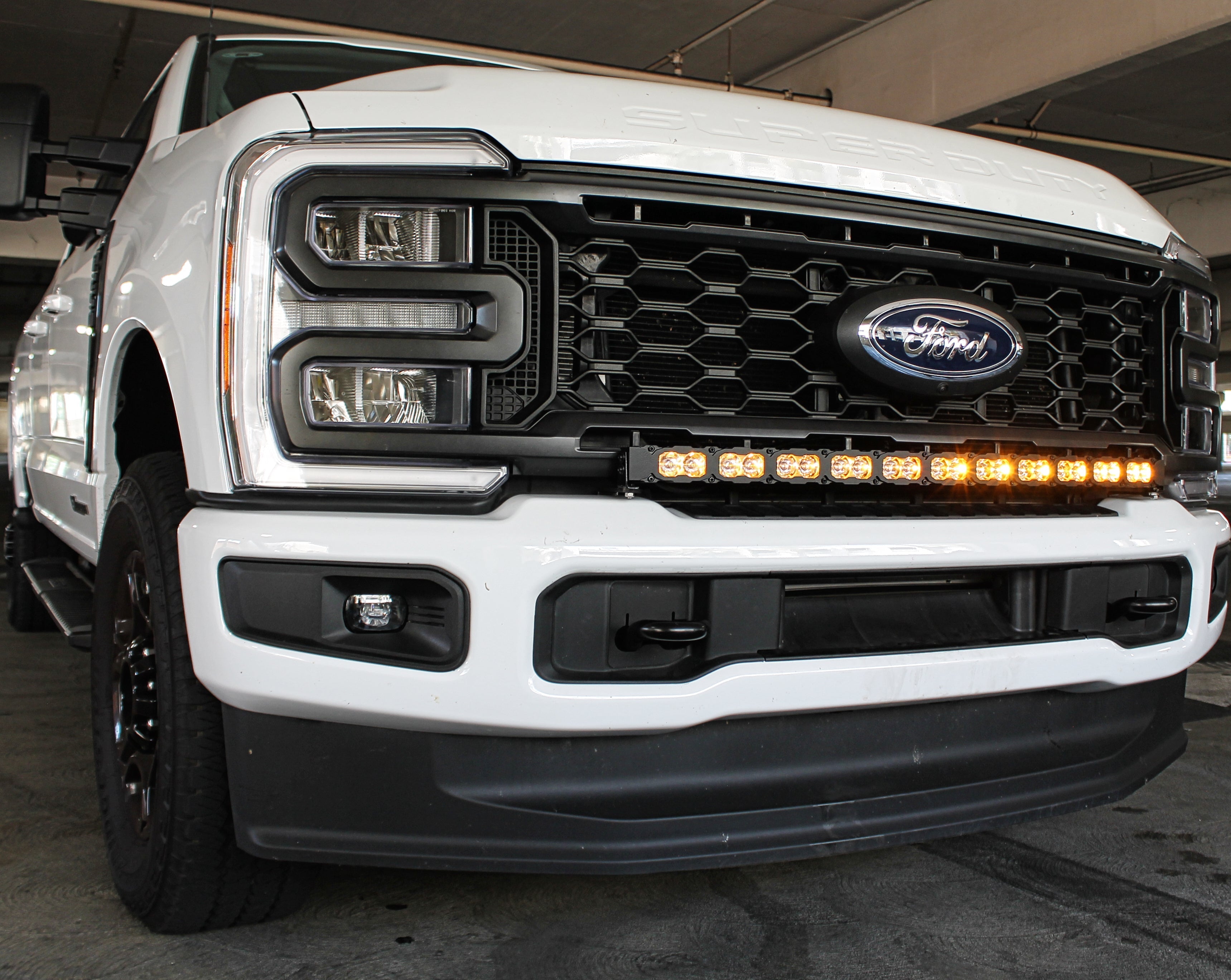 2023+ Ford Super Duty F250/350/450 40in Light Bar PRO